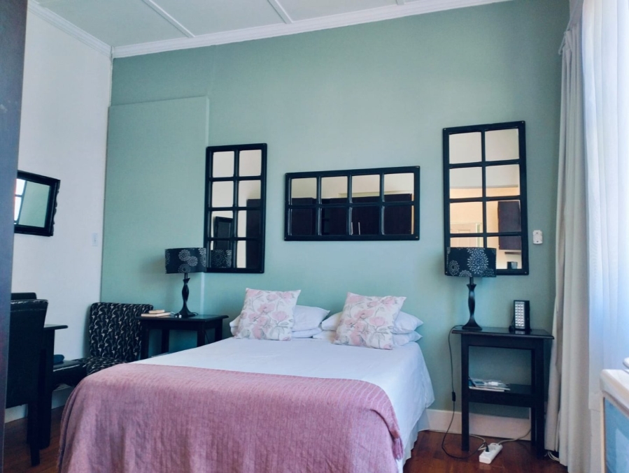 7 Bedroom Property for Sale in Berea Eastern Cape